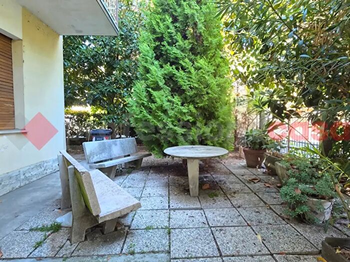 Casa con 7 locali in vendita in Via Parma, Carpi