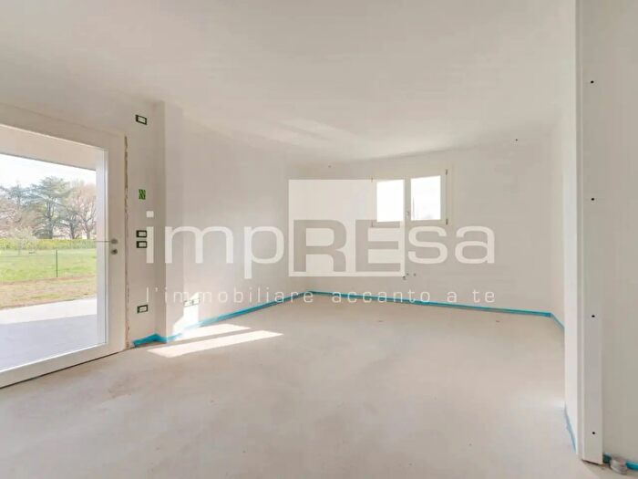 Casa trilocale in vendita in Via BStringher, Fontanafredda