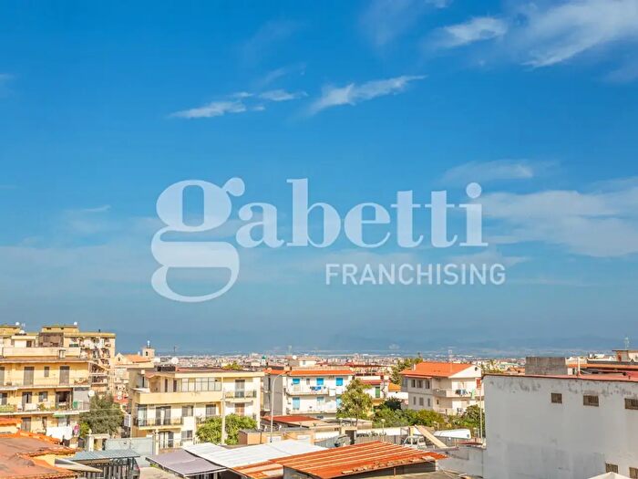 Appartamento trilocale in vendita in Via Marano Pianura, Marano Di Napoli