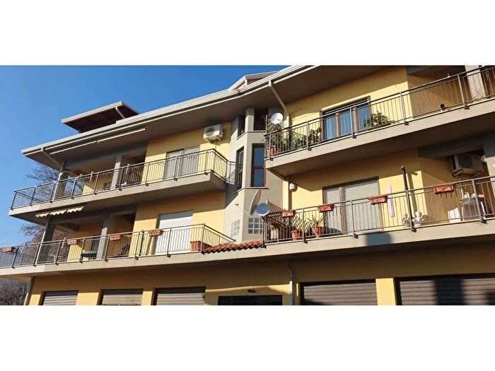 Appartamento trilocale in vendita in Via Savagli Snc, Marano Principato