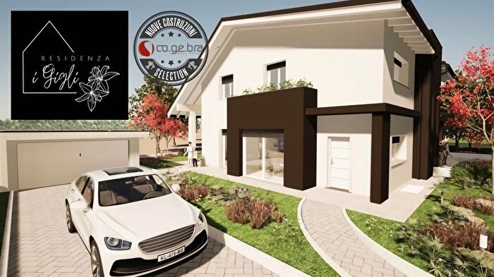 Casa quadrilocale in vendita in Via Silvio Pellico Ceriano Laghetto, Ceriano Laghetto