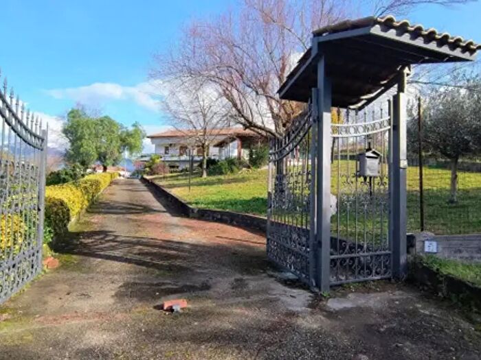 Casa con 5 locali in affitto in Ornito, Giffoni Valle Piana