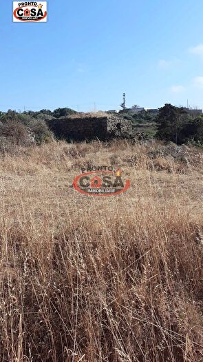 Casa quadrilocale in vendita in Pantelleria
