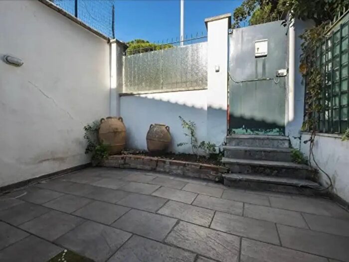 Appartamento monolocale in affitto in Largo Giovanni Chiarini, Roma