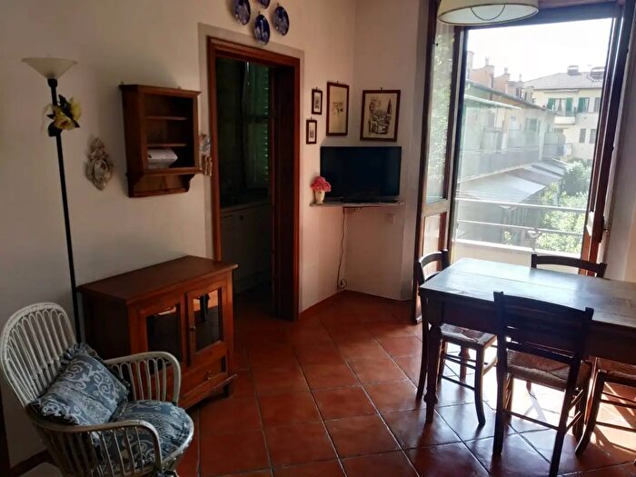 Appartamento trilocale in affitto in Firenze