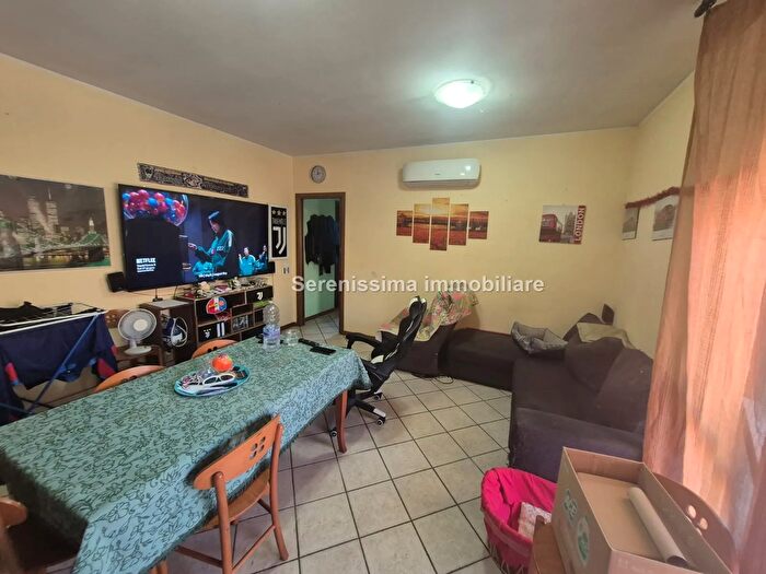 Appartamento quadrilocale in vendita in Petriano