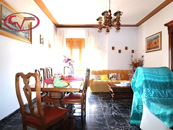 Appartamento con 5 locali in vendita in Via Dante, Terranuova Bracciolini