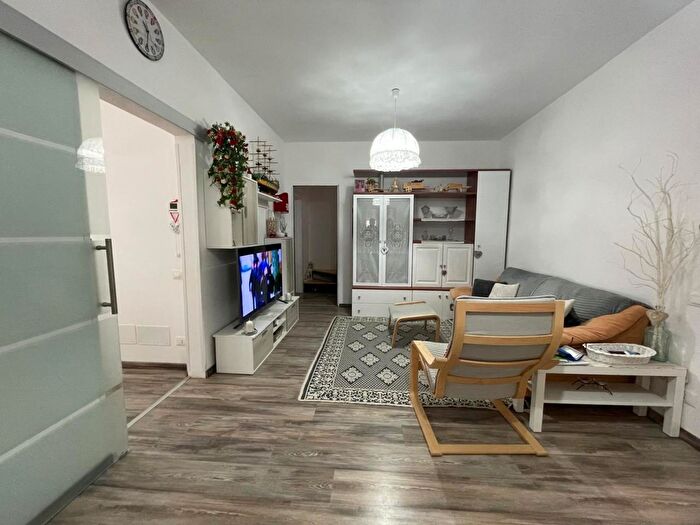 Appartamento con 5 locali in vendita in Cecina