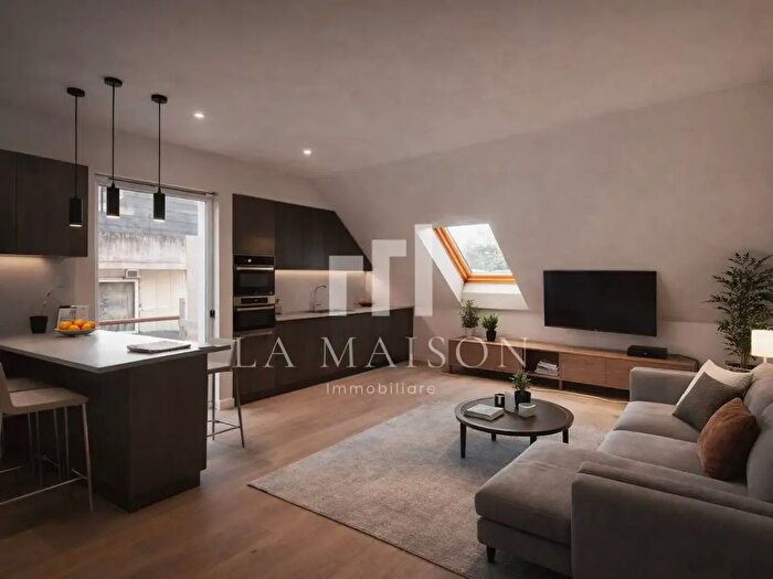 Appartamento trilocale in vendita in Via Belpulsi, Campobasso