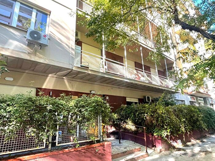 Appartamento con 5 locali in vendita in Via del Bersagliere, Palermo