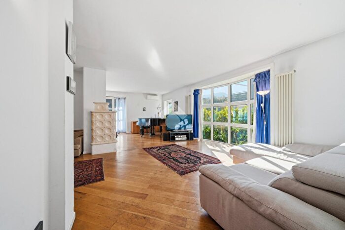 Casa con 7 locali in vendita in Via Cerere, Arco