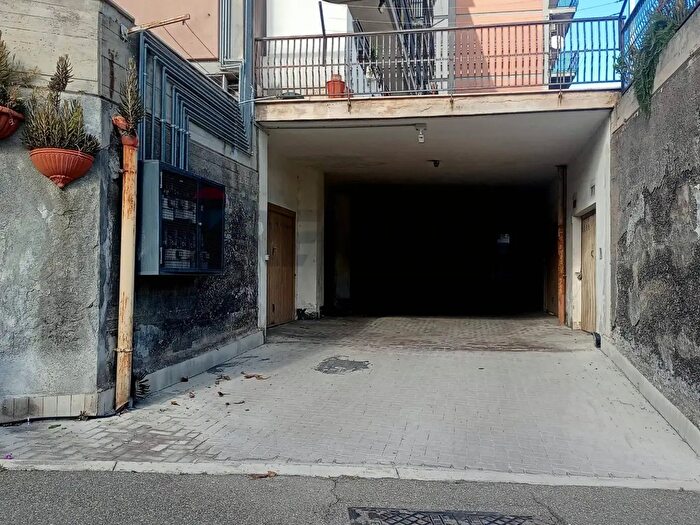 Appartamento trilocale in vendita in Via Galermo, Catania