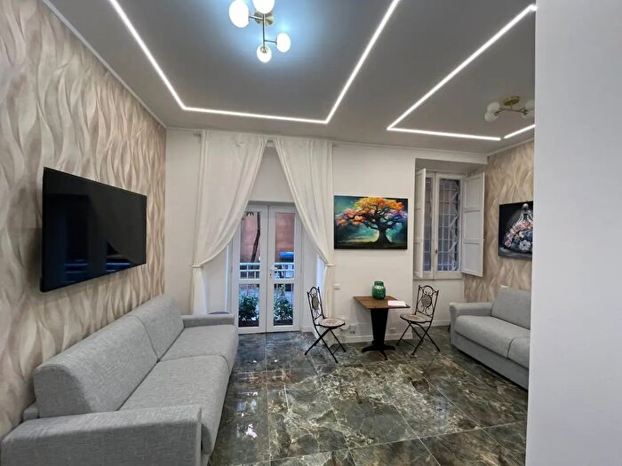 Appartamento monolocale in vendita in Via Carlo Cattaneo, Roma