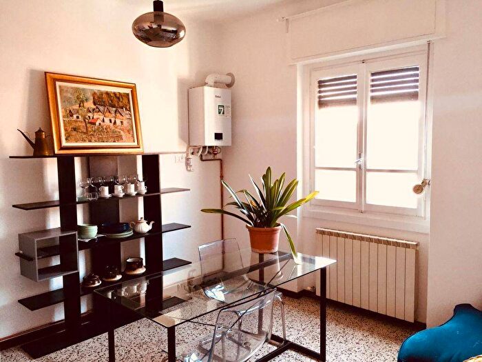 Appartamento bilocale in affitto in Alzaia Naviglio Grande, Navigli Darsena, Milano