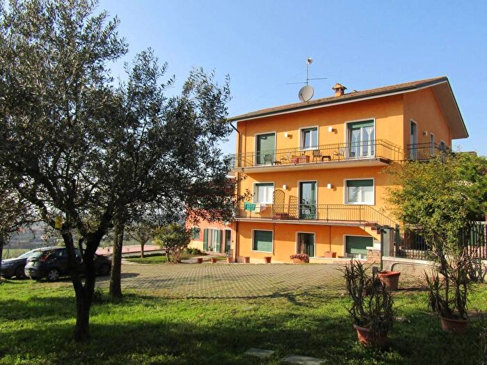 Appartamento bilocale in affitto in Centro, Pastrengo