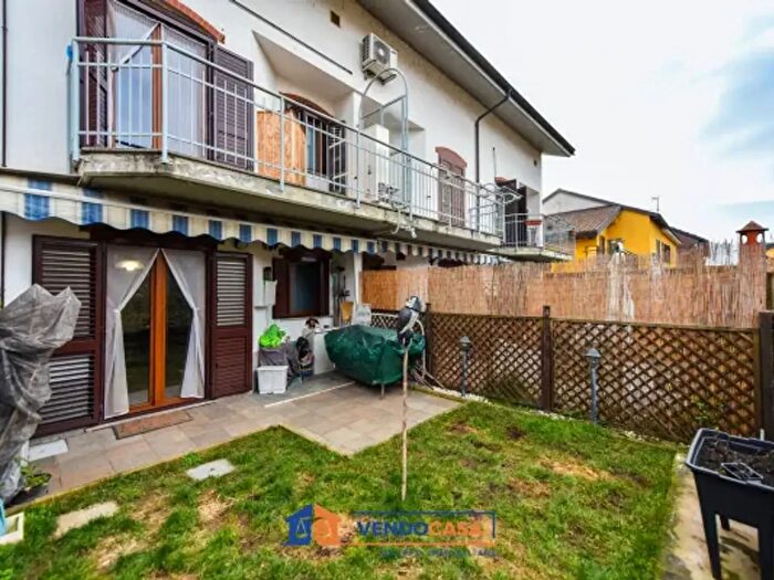Case in Vendita e in Affitto - 3