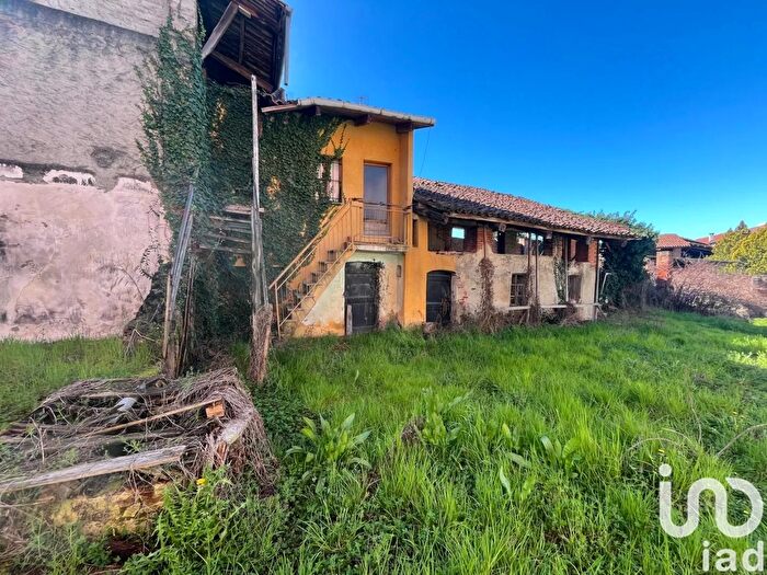 Casa quadrilocale in vendita in Via Regina Margherita, San Benigno Canavese