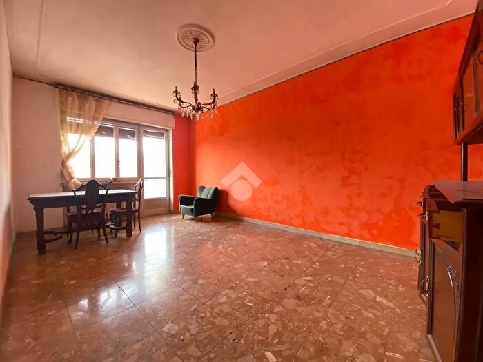 Appartamento trilocale in vendita in Via Castellamonte, Banchette