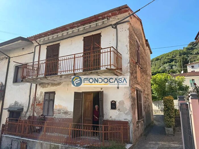 Casa con 5 locali in vendita in Via San Rocco, Montignoso