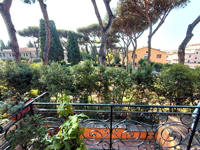 Appartamento trilocale in vendita in Via Bonfiglio da Cesena, Dragona, Roma