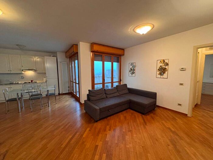 Casa bilocale in affitto in Piazza Giuseppina Strepponi, Paradigna Centro Torri, Parma