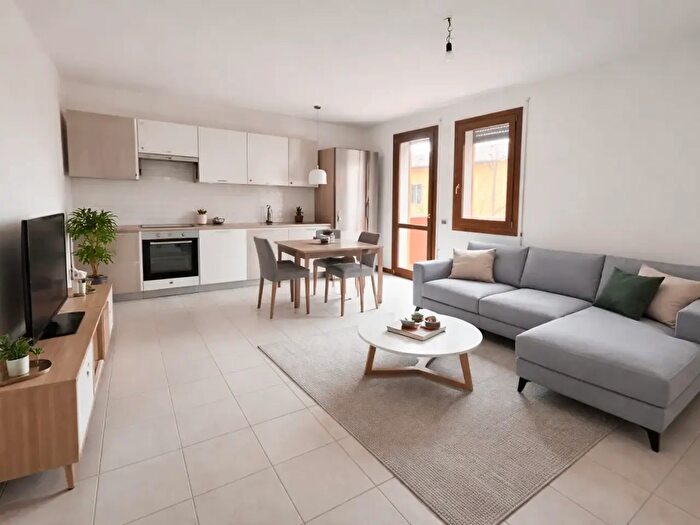 Appartamento con 5 locali in vendita in Via Galileo Galilei, Albignasego