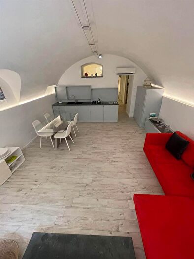 Appartamento quadrilocale in vendita in Via Giordano Bruno, Noto