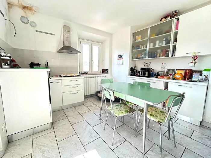 Appartamento trilocale in vendita in Via Borgofreddo, San Marcello Piteglio