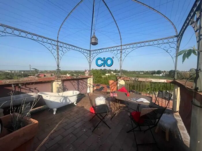 Appartamento con 7 locali in vendita in Bologna