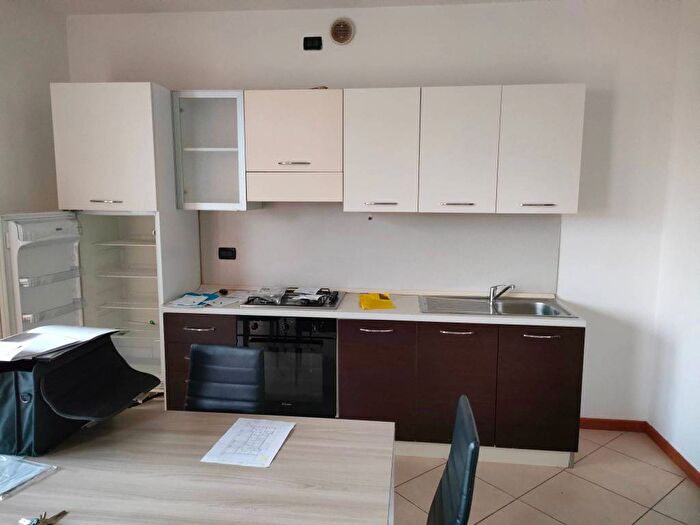 Appartamento quadrilocale in affitto in Centro, Roverchiara