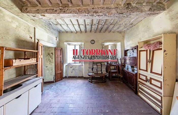 Appartamento trilocale in vendita in Località Ponte a Villa, Villa Basilica
