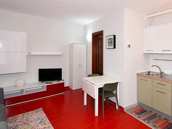 Appartamento bilocale in affitto in Via Pietro Custodi, Corso San Gottardo, Milano
