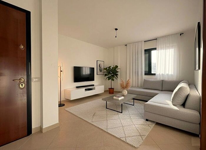 Appartamento con 5 locali in vendita in Via Sant Anna, Muravera