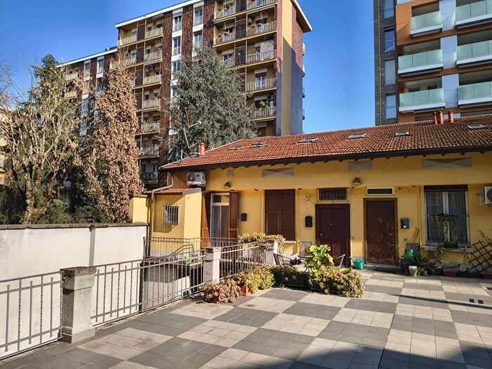 Appartamento bilocale in affitto in via Lattanzio, Lodi Brenta, Milano