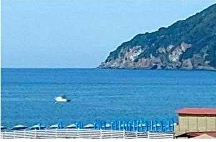 Appartamento quadrilocale in affitto in Marinella, Sarzana