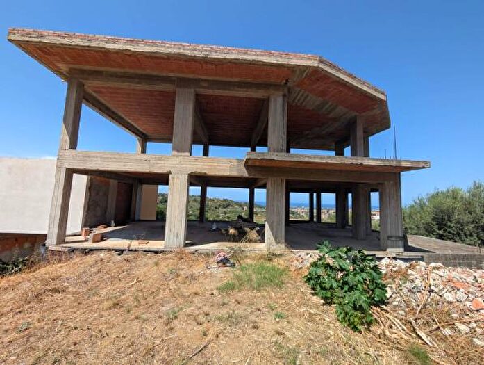 Casa con 6 locali in vendita in Vicolo Montebello, Barcellona Pozzo Di Gotto