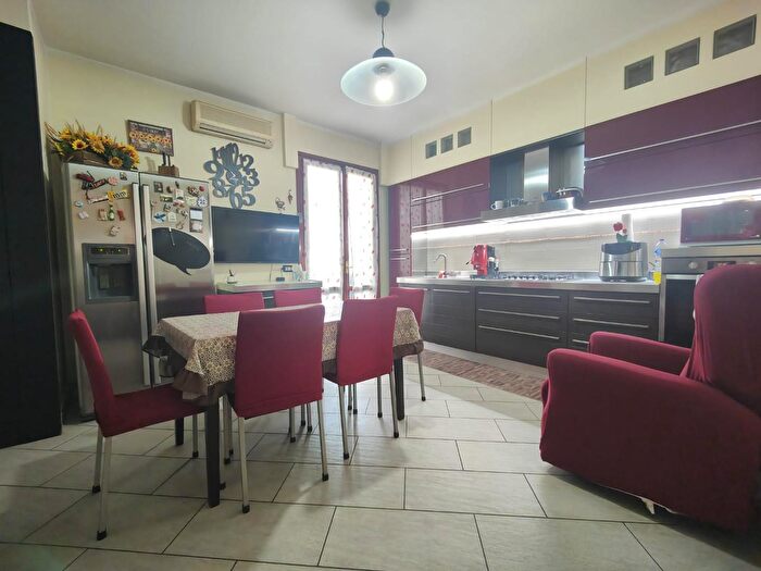 Appartamento con 7 locali in vendita in Fucecchio