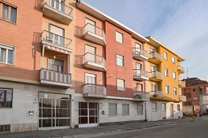 Appartamento trilocale in vendita in Via Verdi, Venaria Reale