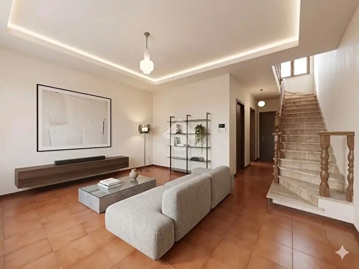 Casa quadrilocale in vendita in Via O Catellani, San Martino In Rio