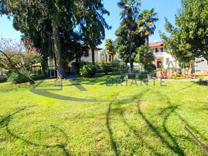 Casa quadrilocale in vendita in Via Cascina Torretta, Vergiate