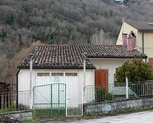 Casa quadrilocale in vendita in Località Maiella, Bojano