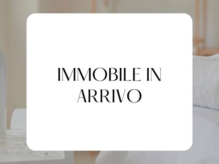 Appartamento trilocale in affitto in Via Napoli, Centro, Volla