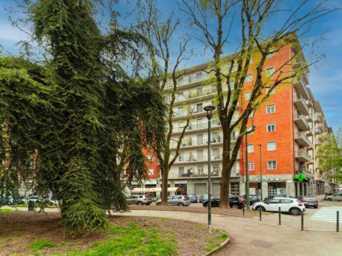 Appartamento trilocale in affitto in Lungo Po Alessandro Antonelli, Vanchiglietta, Torino