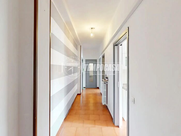 Appartamento trilocale in vendita in Via Galileo Galilei, Paullo