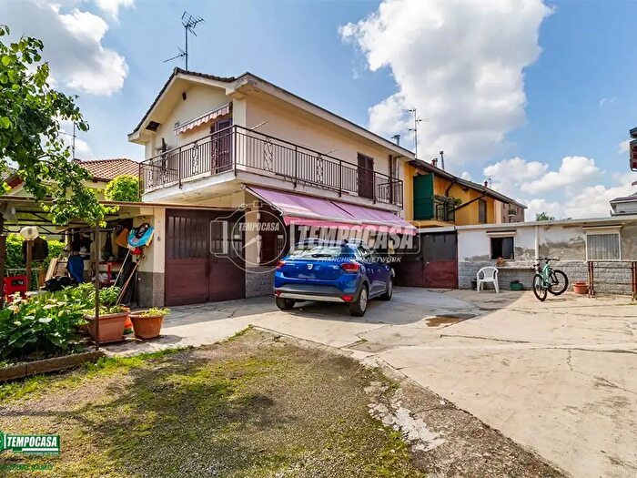 Casa trilocale in vendita in Via Cattaneo, Cinisello Balsamo
