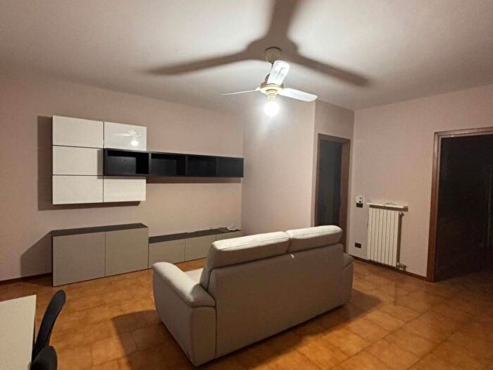 Appartamento trilocale in affitto in San Lazzaro, Parma