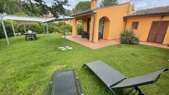 Casa con 5 locali in vendita in Scarperia e San Piero