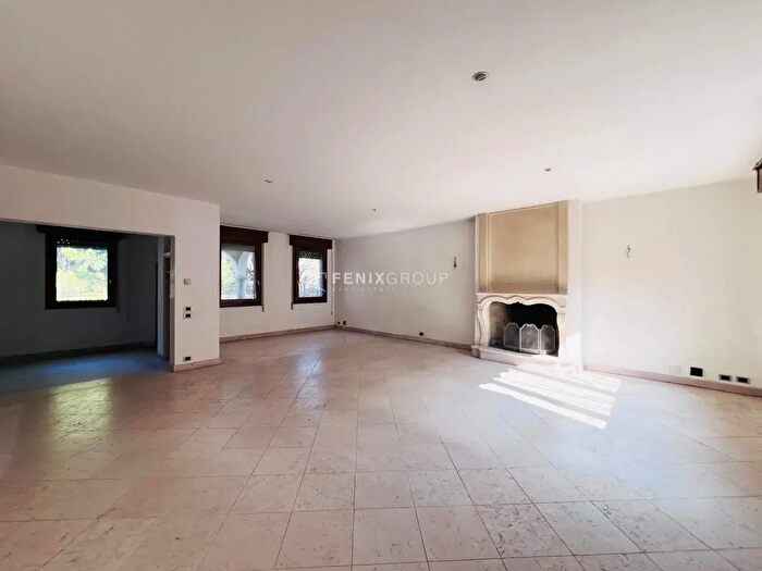 Casa con 6 locali in vendita in Via Monterotondo, Padova