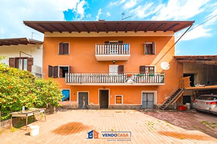 Casa quadrilocale in vendita in Via Maggio, Villar San Costanzo