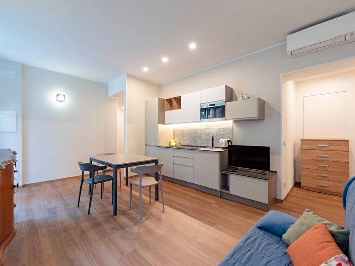 Appartamento quadrilocale in affitto in Piazza Marsala, Castelletto, Genova